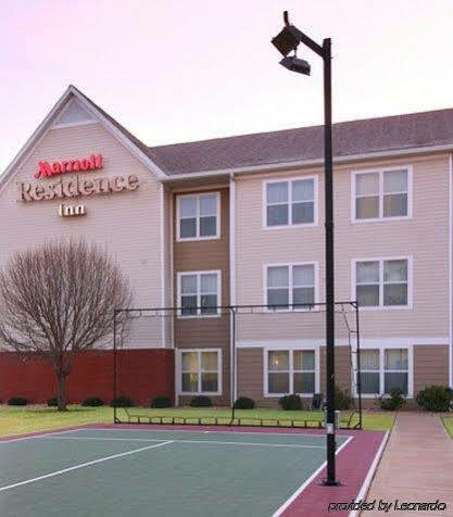 By Marriott South Hotel